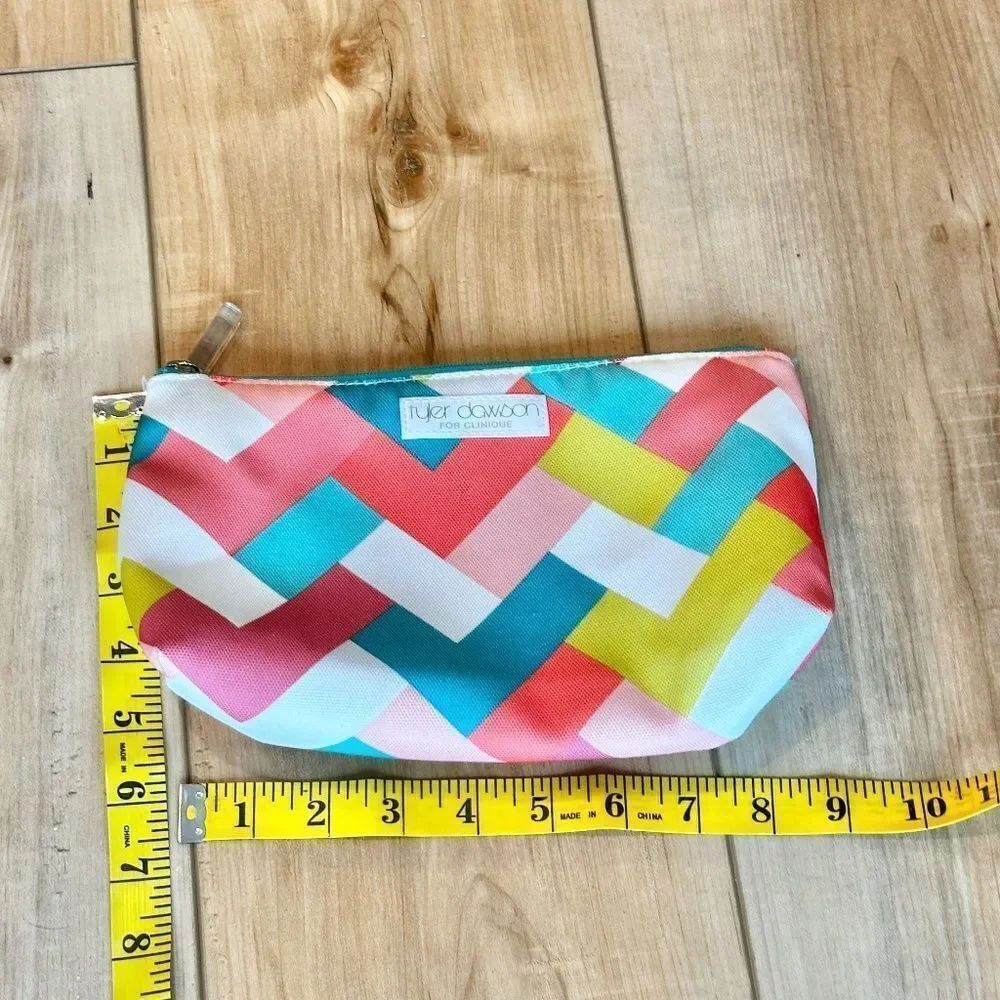 Clinique Fabric Geometric Pattern Cosmetic Travel Bag